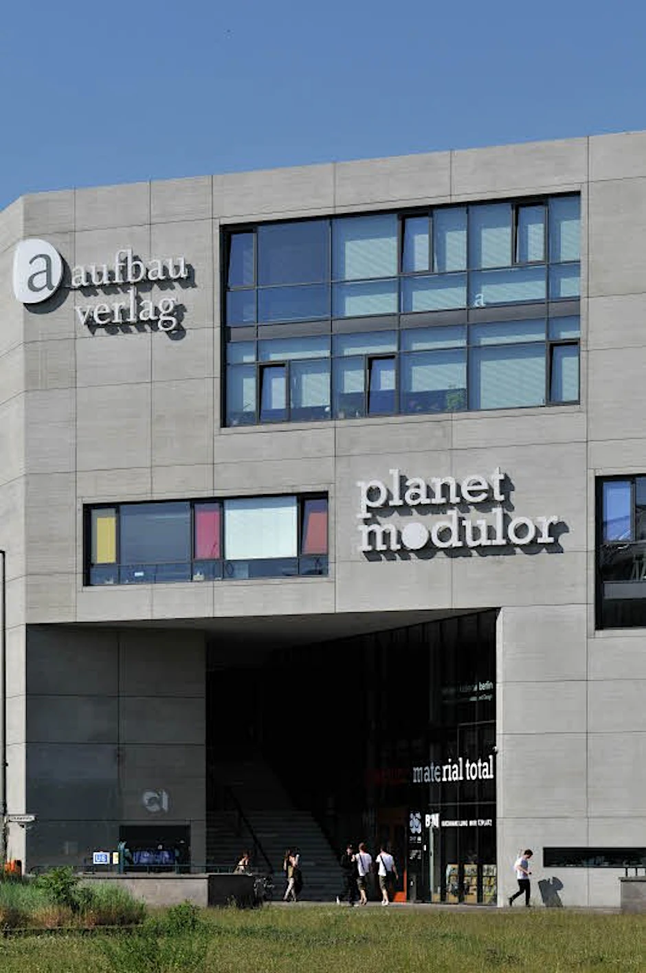 Bietet Raum für 60 Kreative: das Aufbau-Haus am Moritzplatz.