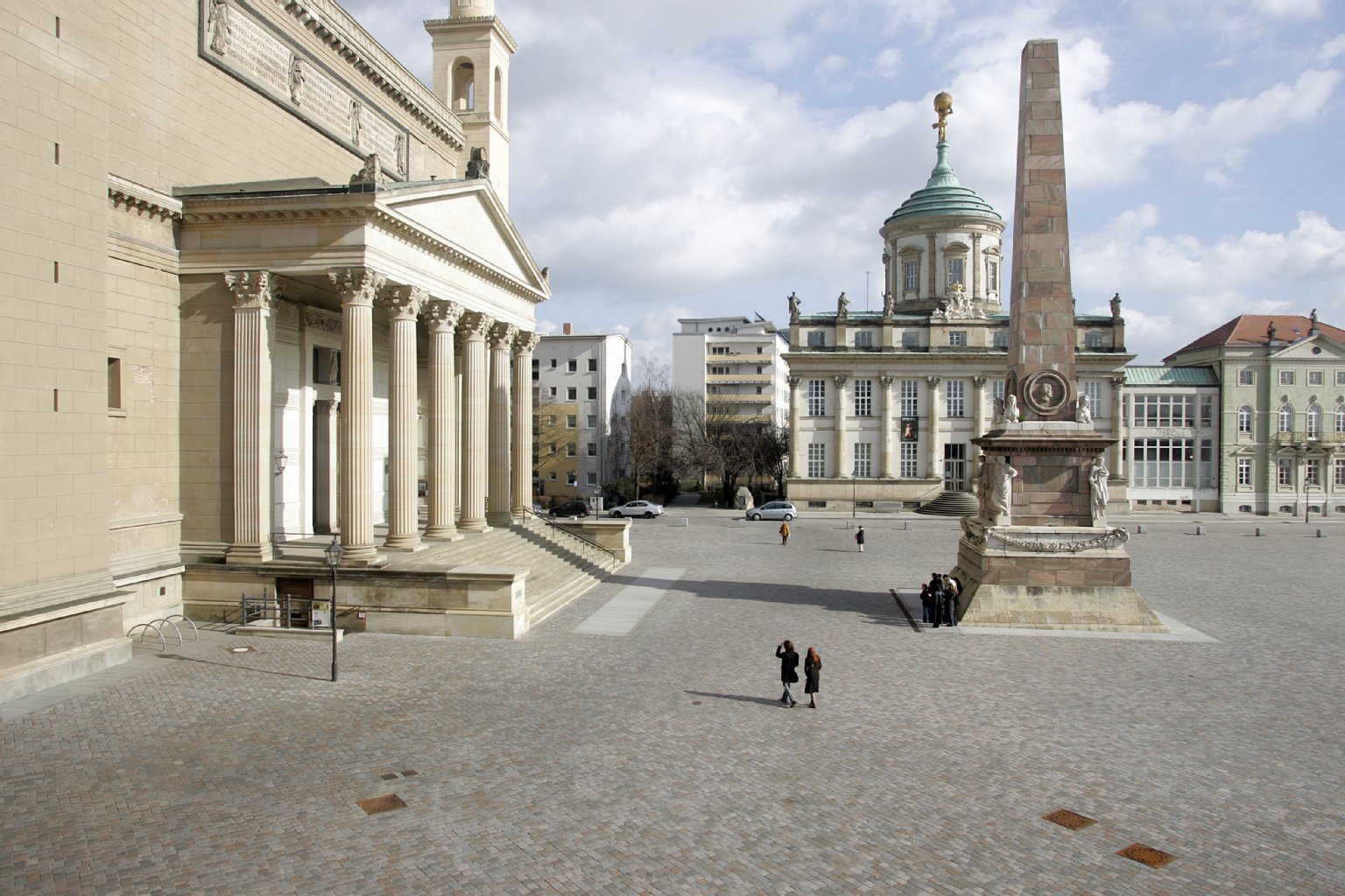 Das Alte Rathaus gehört ebenfalls zum historischen Ensemble der Preußenstadt, die am Ende des Zweiten Weltkriegs massiv bei Bombenangriffen zerstört wurde.