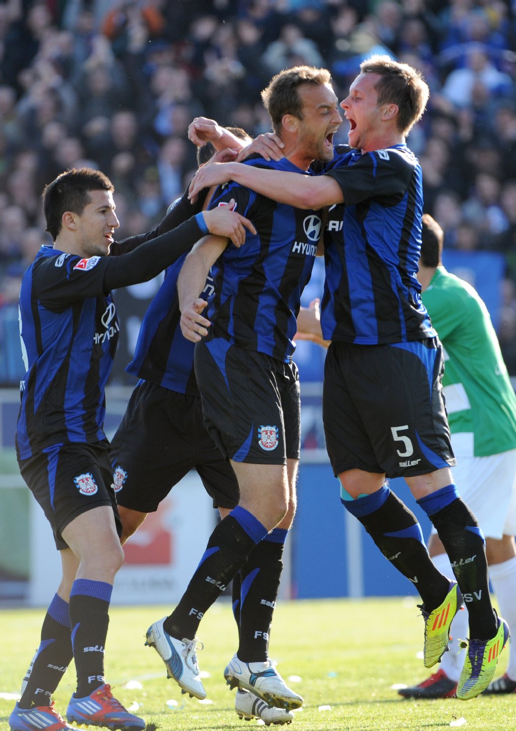 Am zweiten Augustwochenende treten die Herthaner beim FSV Frankfurt an.