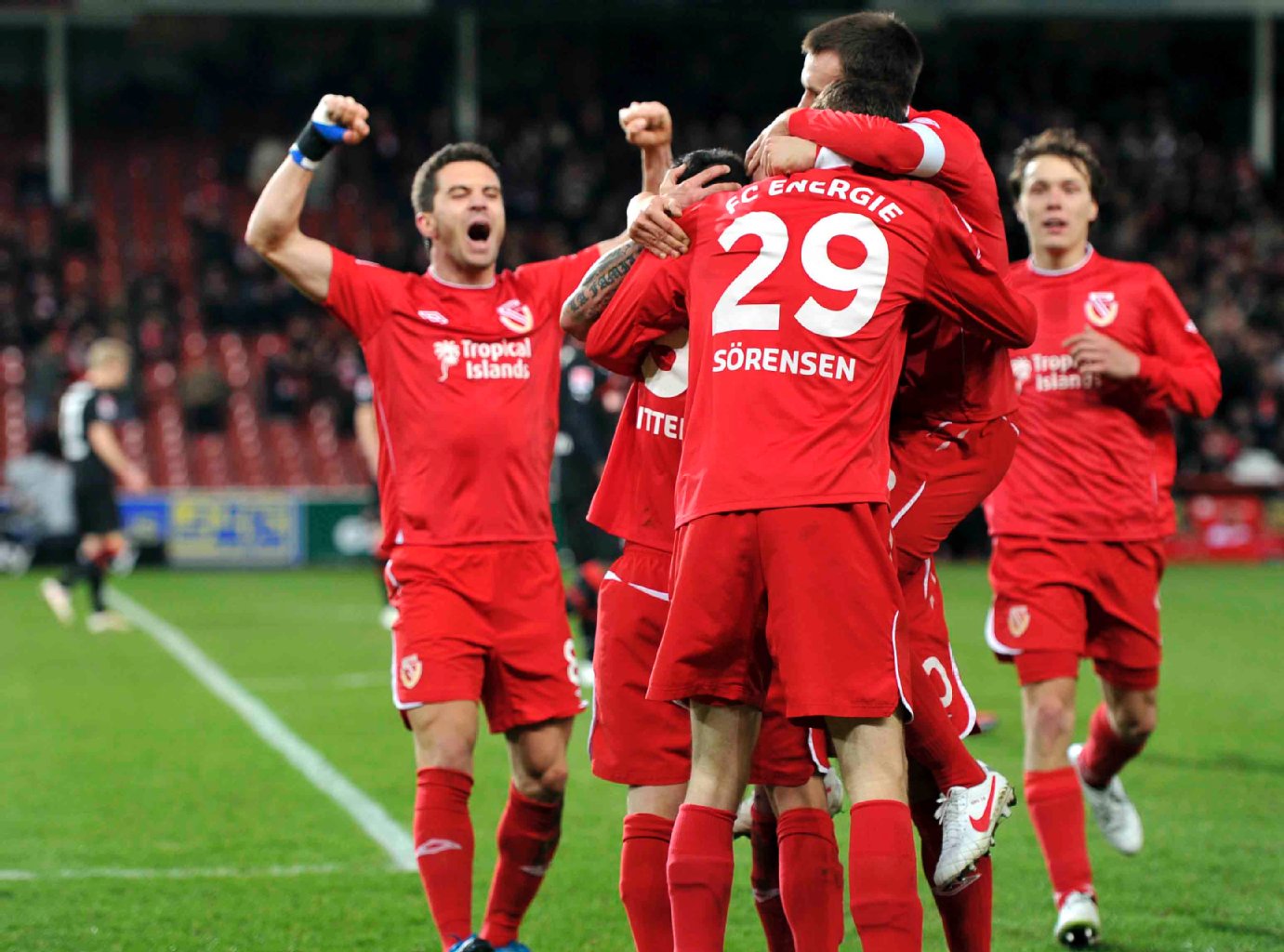 Am achten Spieltag treten die Eisernen gegen den FC Energie Cottbus an.