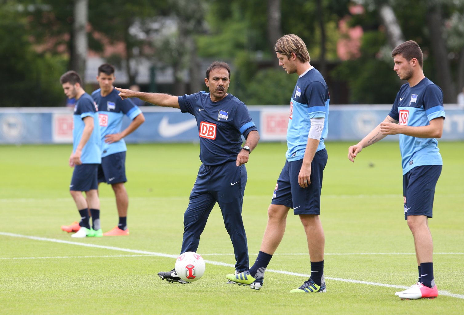 Am vierten Spieltag steht ein ganz heißes Duell bevor: Bundesliga-Absteiger Hertha BSC mit dem neuen Cheftrainer Jos Luhukay kommt in die Alte Försterei. Zuletzt standen sich beide im Februar 2011 gegenüber, Union siegte im Olympiastadion mit 2:1.