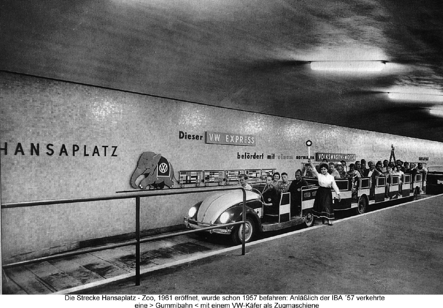 Obwohl die Strecke Hansaplatz - Zoologischer Garten erst 1961 in Betrieb genommen wurde, durchfuhr eine VW-Gummibahn 1957 den Bahnhof. Anlass war die Interbau (IBA 57), eine Internationale Bauausstellung zur Neugestaltung des damals durch den Zweiten Weltkrieg zerstörten Hansaviertels.