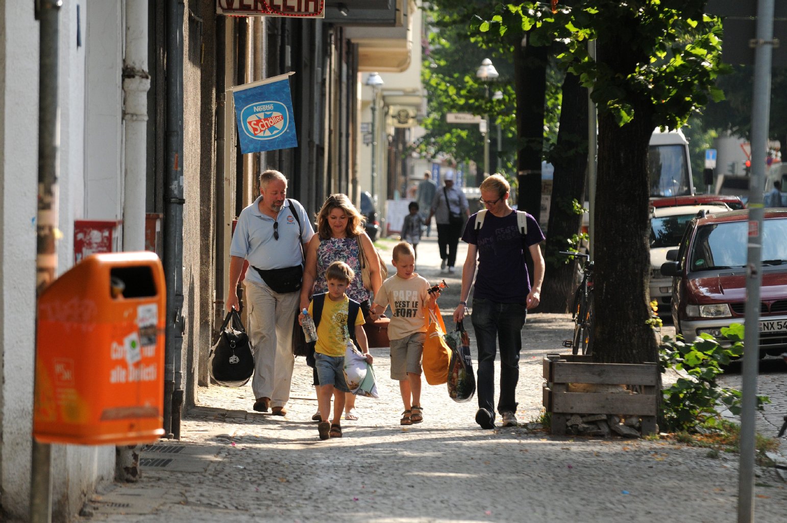 Und im Schillerkiez rund um die Schillerpromenade.
