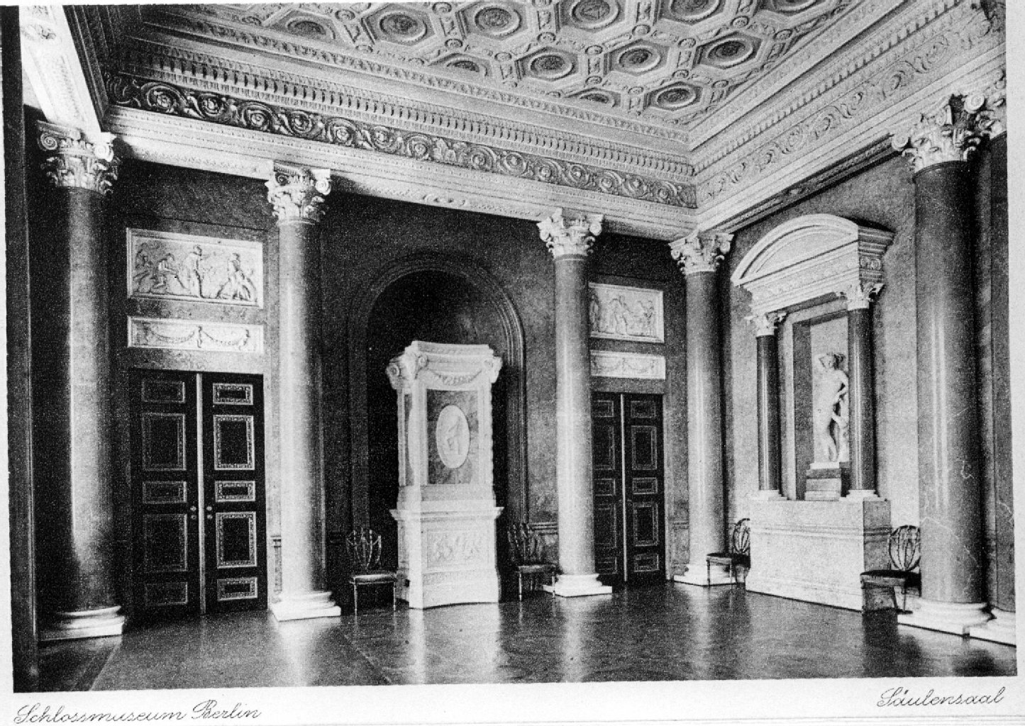 Die barocke Form und opulente Innenausstattung des Schlosses wurde 1700 durch Andreas Schlüter geschaffen. Viele sehen hierin sein Meisterwerk. Im Bild: der Säulensaal.