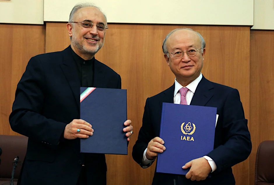 Irans Atomchef Ali-Akbar Salehi und IAEA-Chef Yukiya Amano.