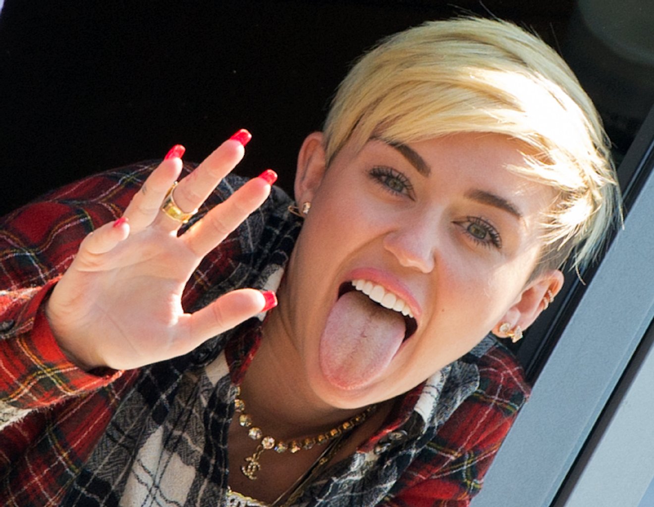 US-Popstar Miley Cyrus erhält den Bambi in der Kategorie Pop International.