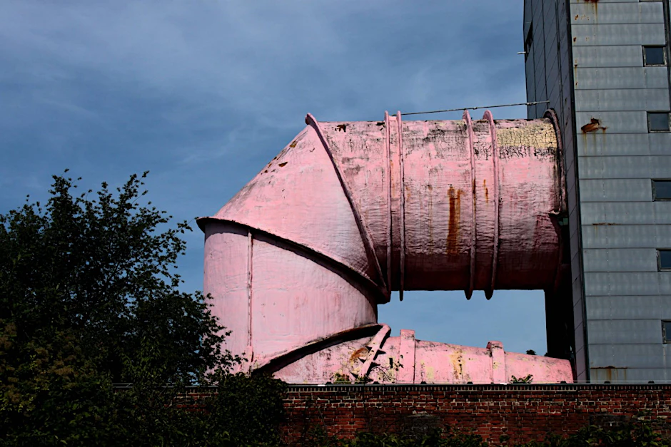 Das technische Denkmal der ehemaligen Wasserversuchsanstalt am Landwehrkanal in Berlin.
