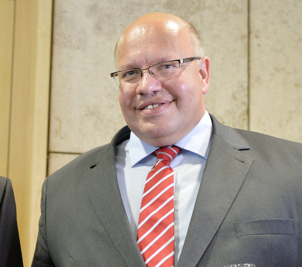 Peter Altmaier (CDU), 55, würde gern als Umweltminister weitermachen, muss aber wohl wechseln – vielleicht ins Kanzleramt. Er könnte auch Fraktionschef werden.