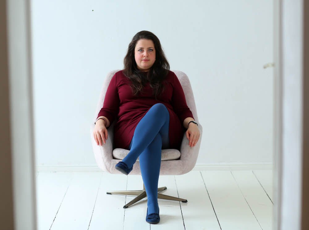 Künstler in Berlin: Stundenlang nackt auf einem Podest