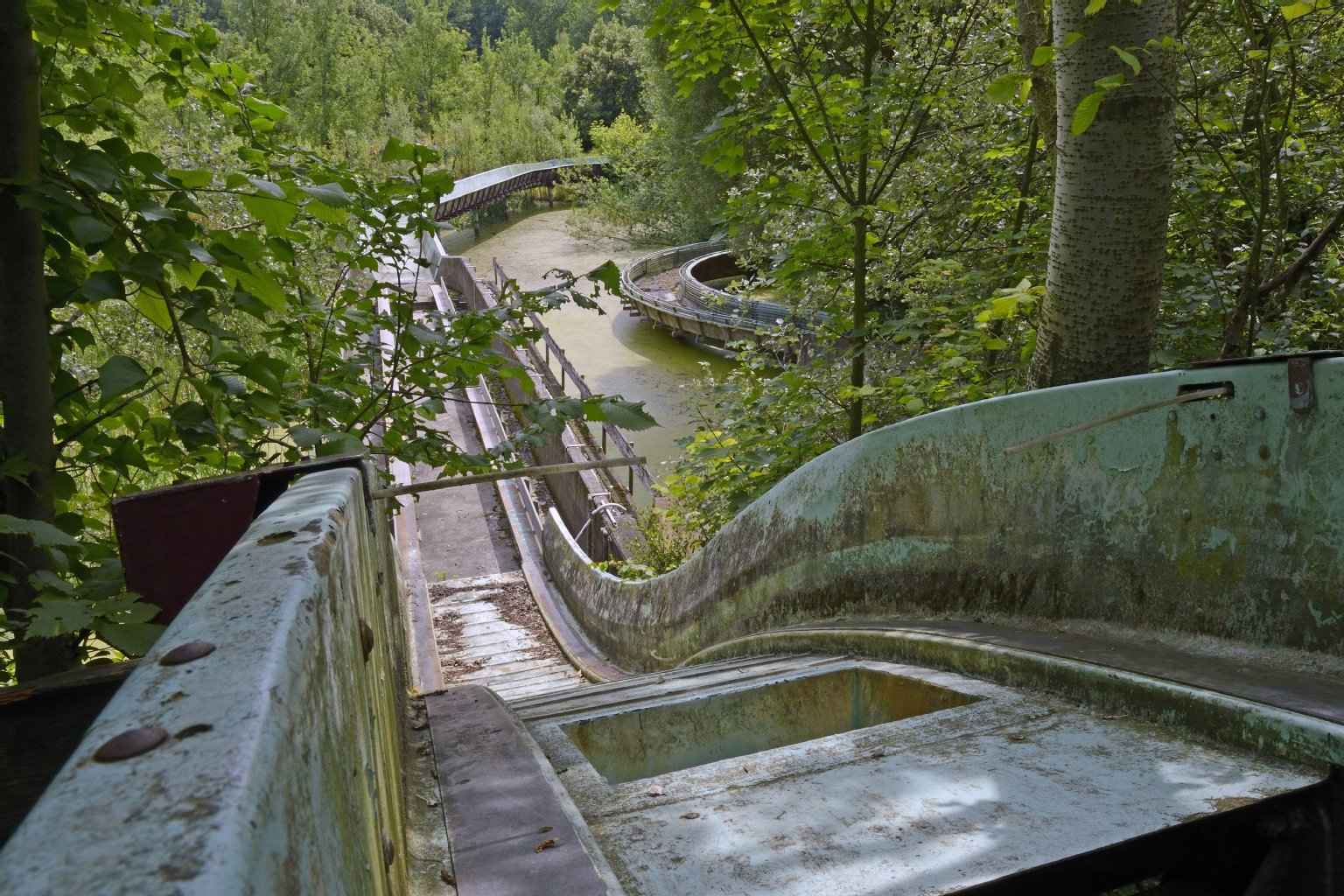 Im April 2014 liegt der ehemalige Vergnügungspark bereits 13 Jahre brach.