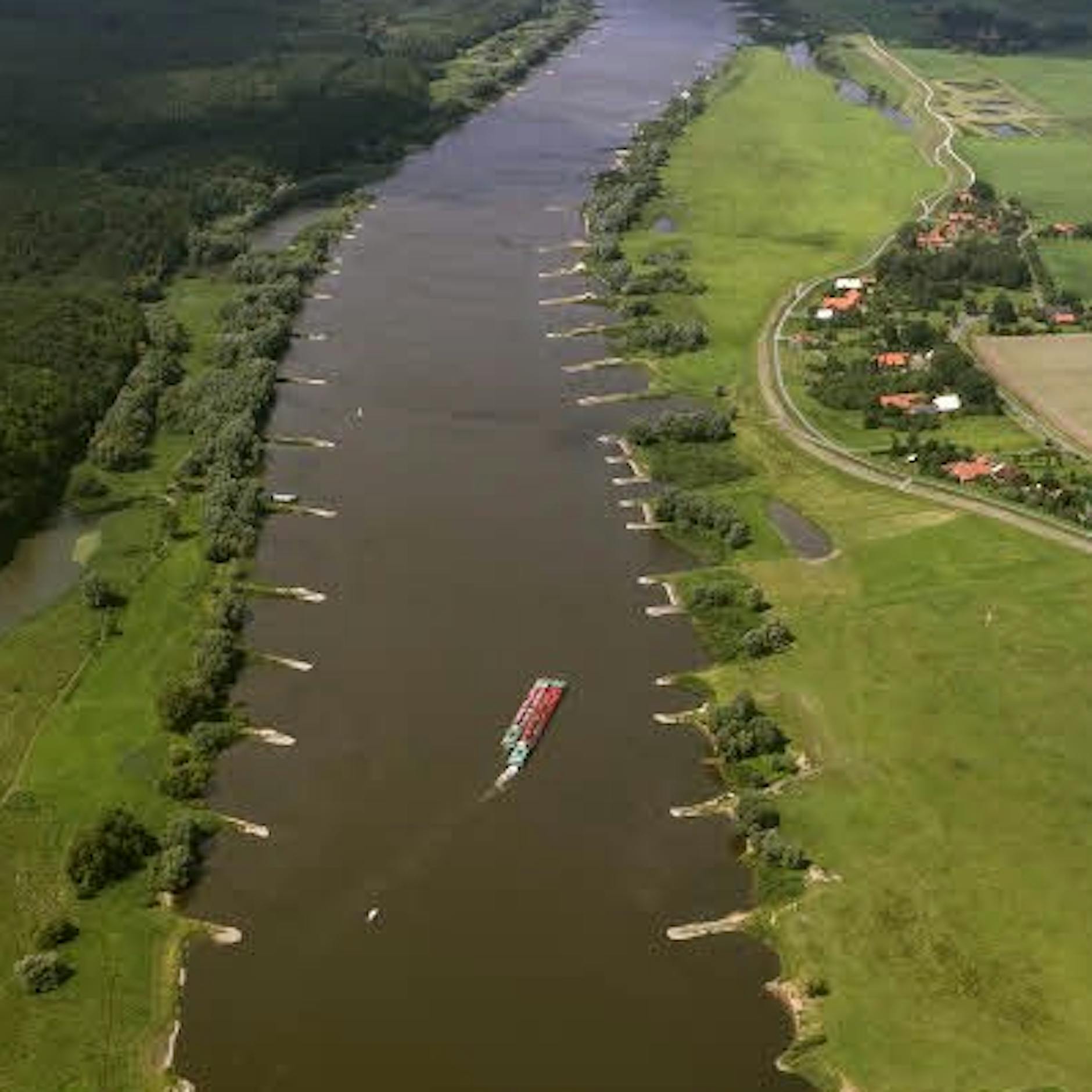 Uwe Radas: „Die Elbe“: Der Amazonas Deutschlands