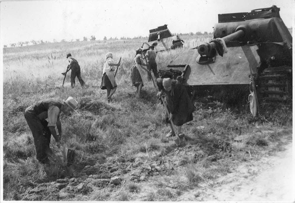 "Berlin im Aufbau": Hoffnung zwischen Trümmern und Terror