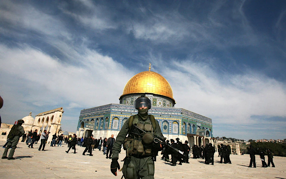 Gut bewacht: Soldat vor dem Felsendom in Jerusalem.