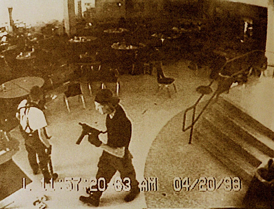 Bild einer Überwachungskamera in der Schul-Cafeteria.