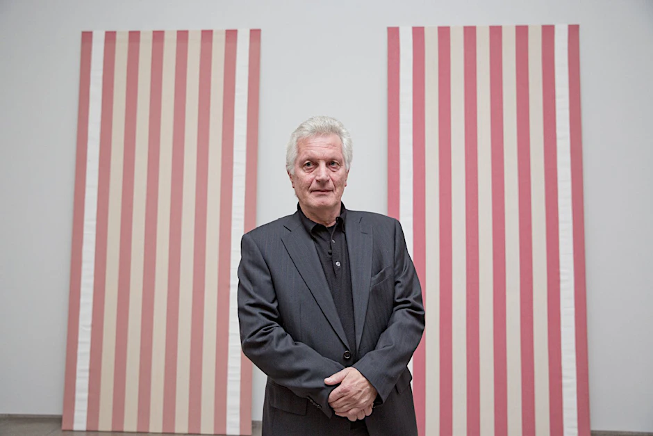 Schenken macht glücklich, sagt Egidio Marzona. Auch die strengen Streifenbilder des französischen Minimalisten Daniel Buren gehören nun Berlin.