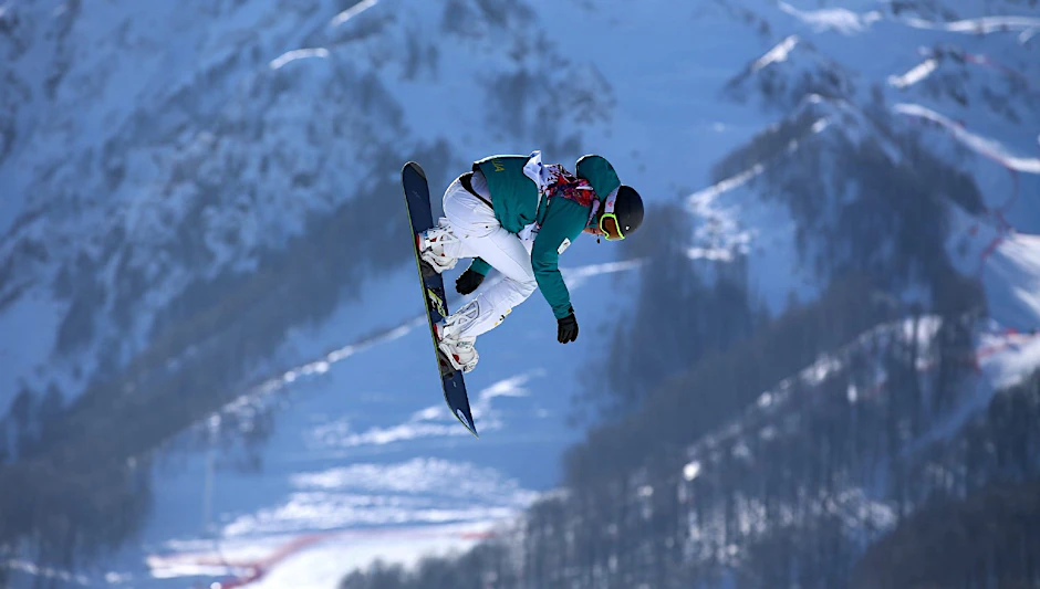 Torah Bright in der Luft.