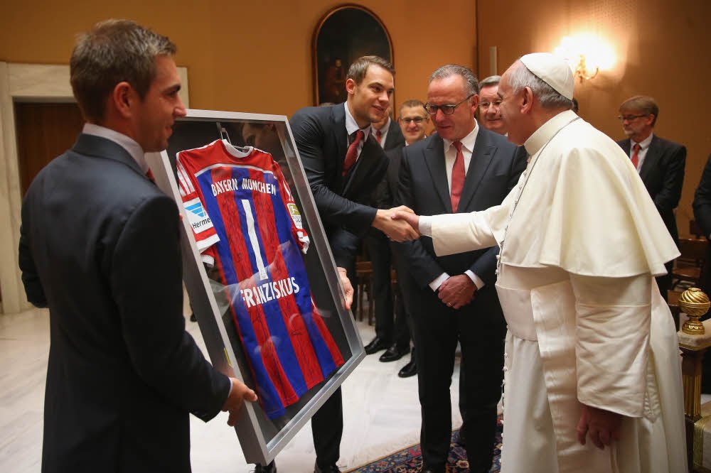 FC Bayern München: Kleine Sünde vor dem Papstbesuch