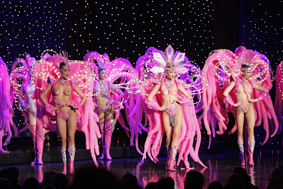 Das Moulin Rouge Cabaret in Paris feiert seinen 125. Geburtstag.