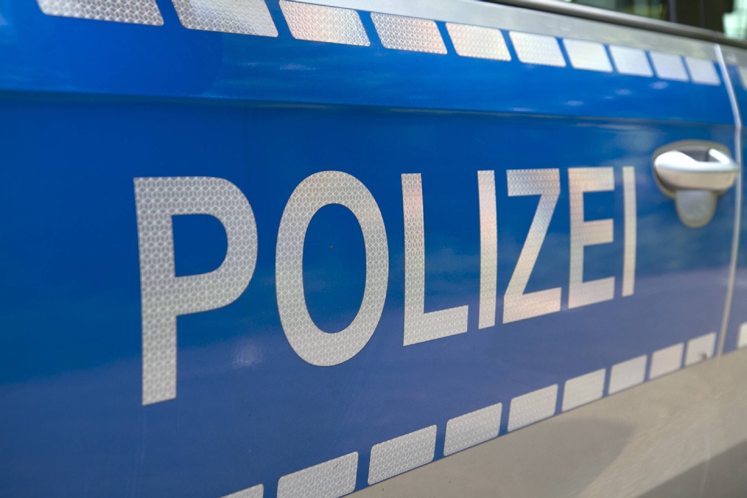 Vierjähriger fährt mit Kettcar in den Tod