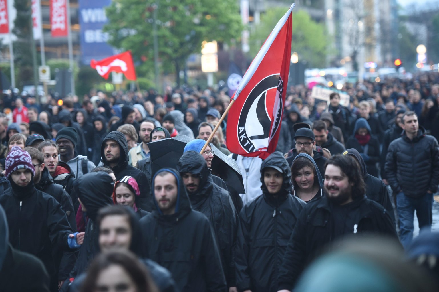 Die Demonstration beginnt am Leopoldplatz und endet an der Eberswalder Straße in Prenzlauer Berg.