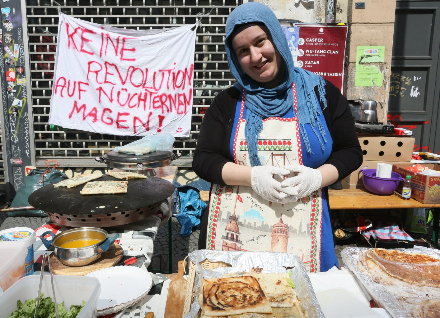"Keine Revolution auf leeren Magen!"