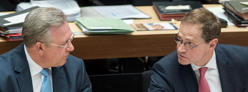 Uneins über die Homo-Ehe: Innensenator Frank Henkel (CDU, links) ist dagegen, Berlins Regierender Bürgermeister Michael Müller (SPD) ist dafür.