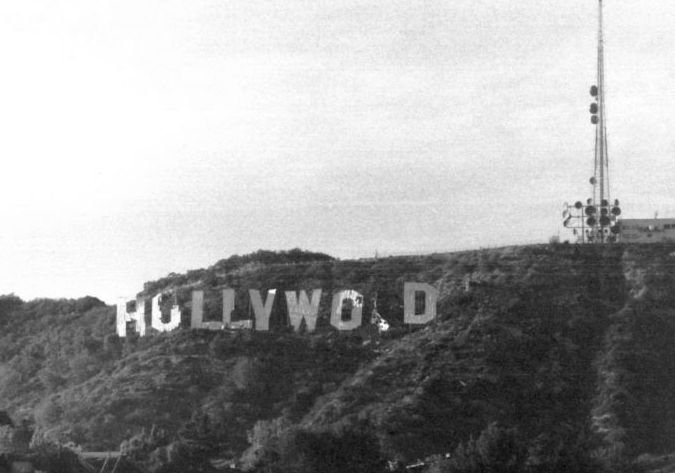 Großstadtluft schadet dem Lack: Das ruinöse Hollywood-Schild in den 70er Jahren.
