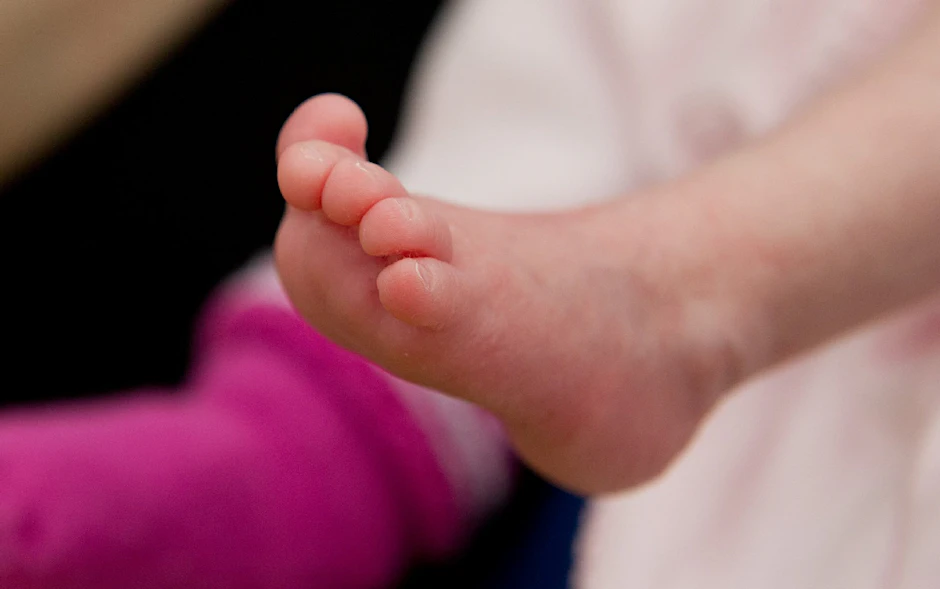 Ein Baby in Mexiko hat genetisch gesehen zwei Mütter und einen Vater.