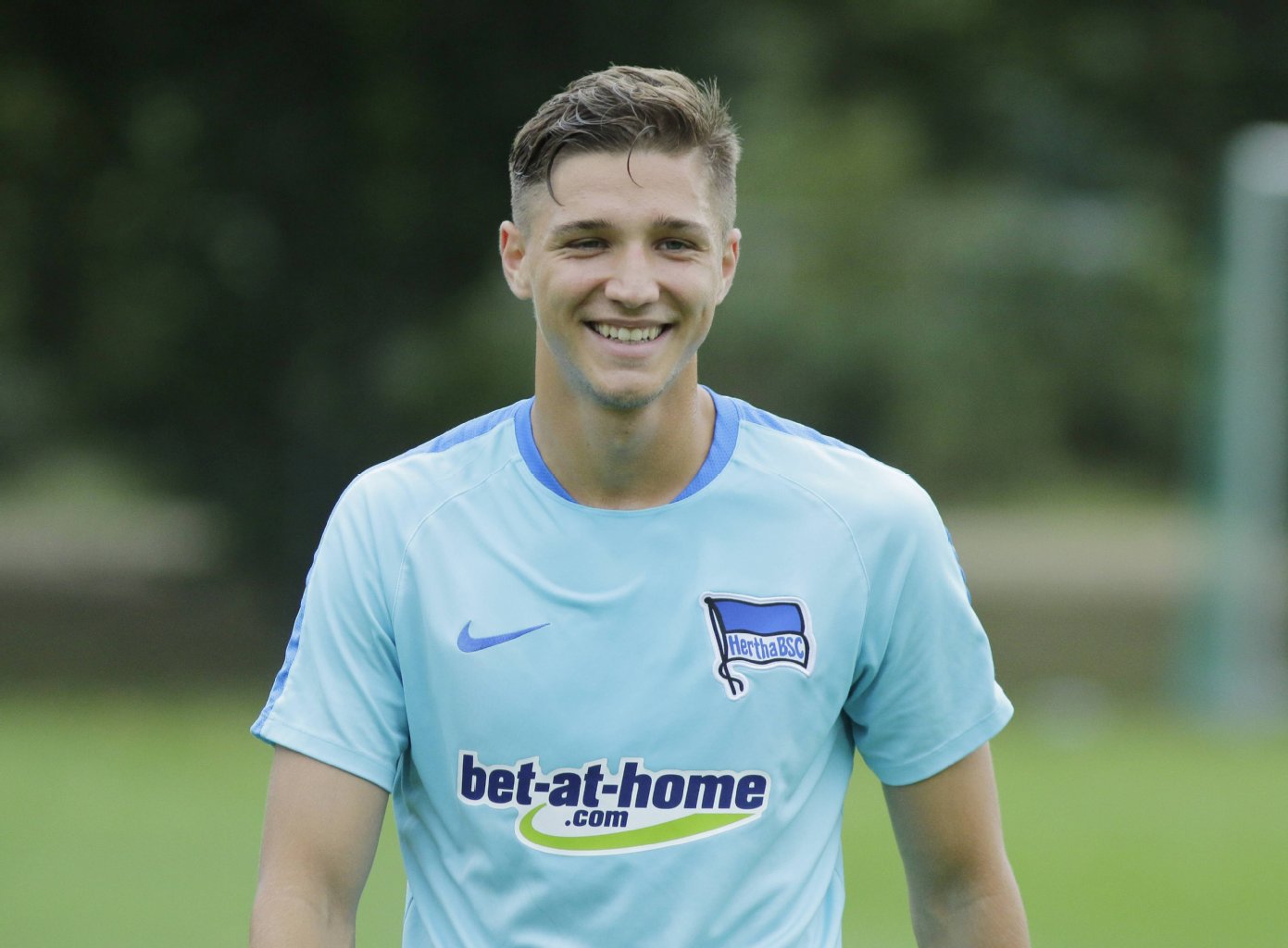 Niklas Stark: Kam in der 86. für Angreifer Ibisevic, weil Dardai inzwischen sogar um den letzten verblieben Zähler fürchtete. Half bei der Verteidigung.