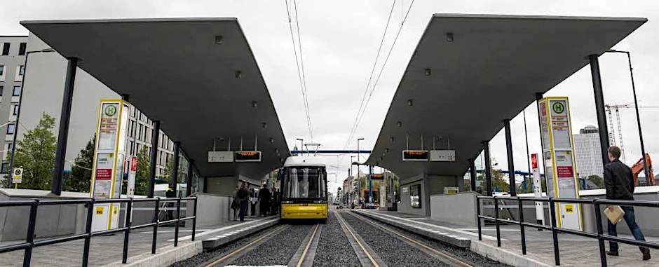 Beton will bezahlt sein: Die Straßenbahnhaltestelle Hauptbahnhof hat viel Geld gekostet.