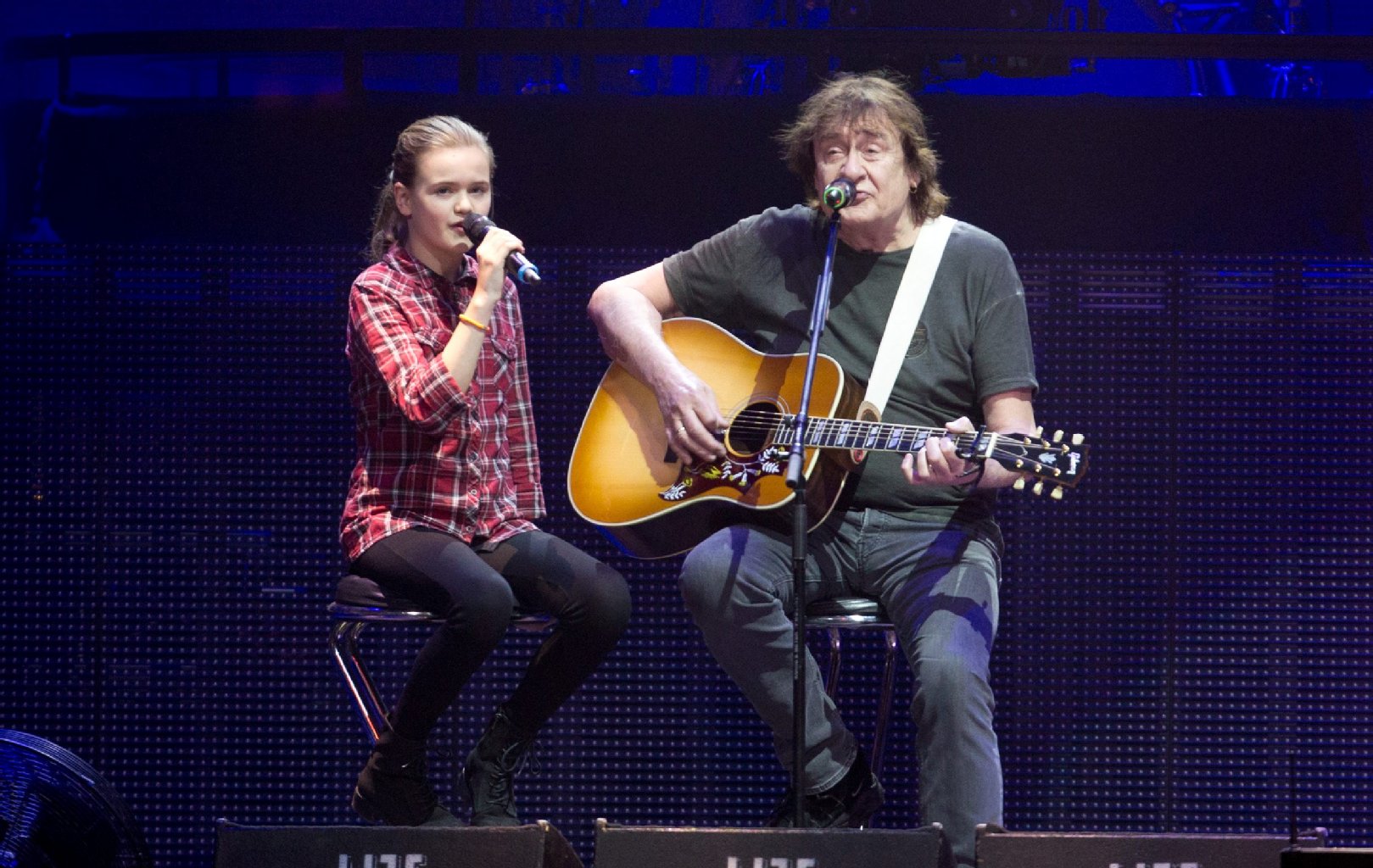 Auch die Enkeltochter von Puhdys-Sänger Dieter Birr, Annabel, durfte mit auf die Bühne.