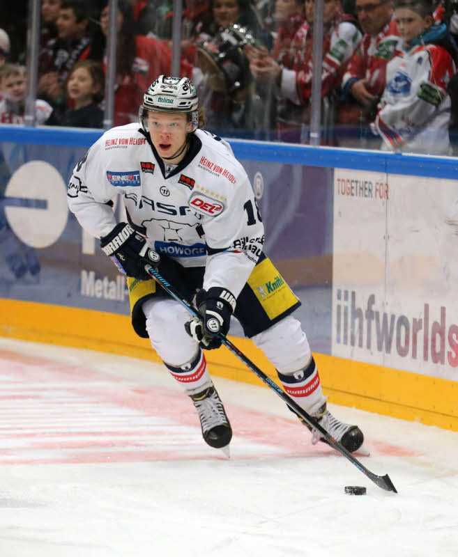 Eishockey: Jonas Müllers Thrombose Trifft Die Eisbären Schwer