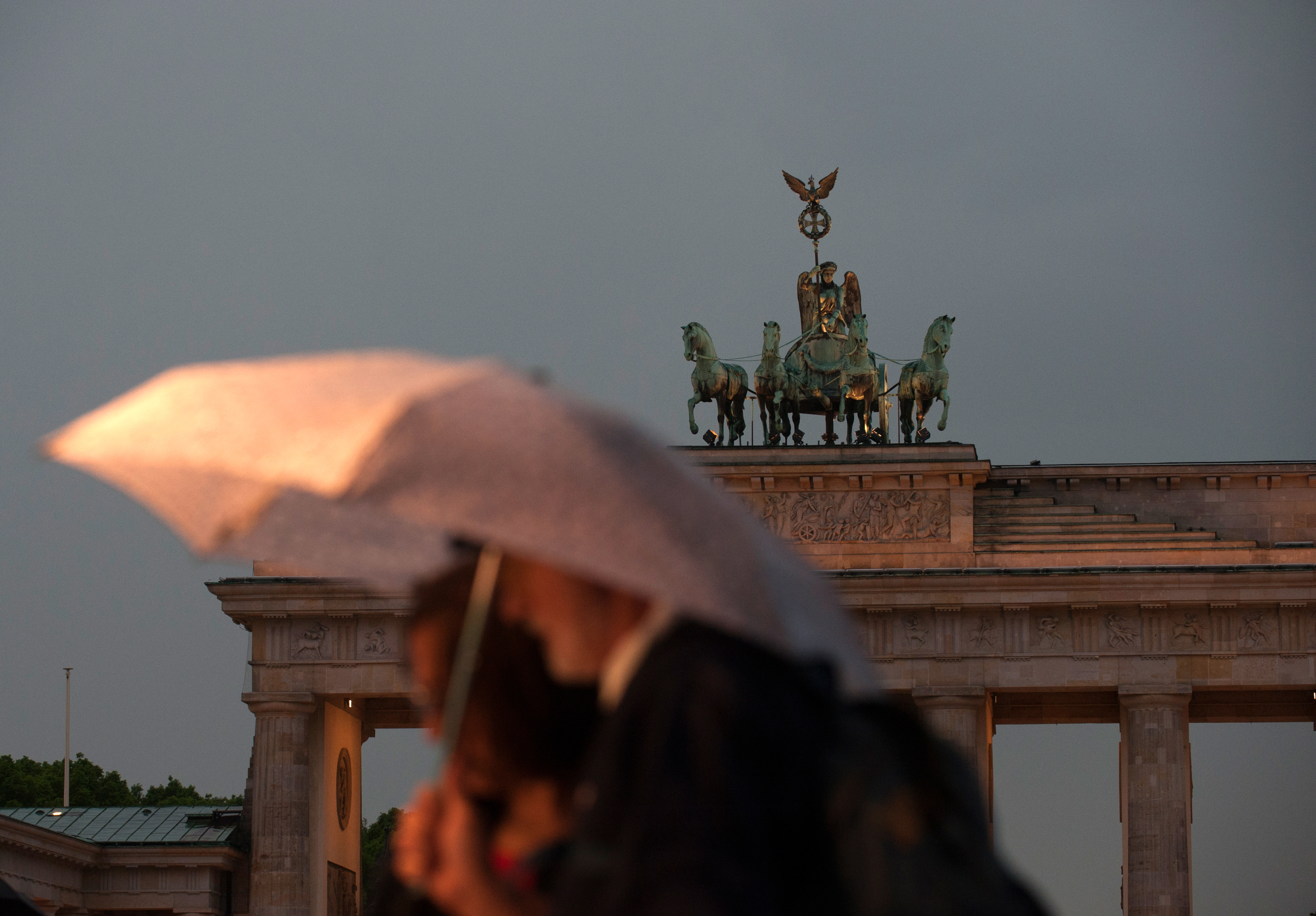 Regen am Brandenburger Tor