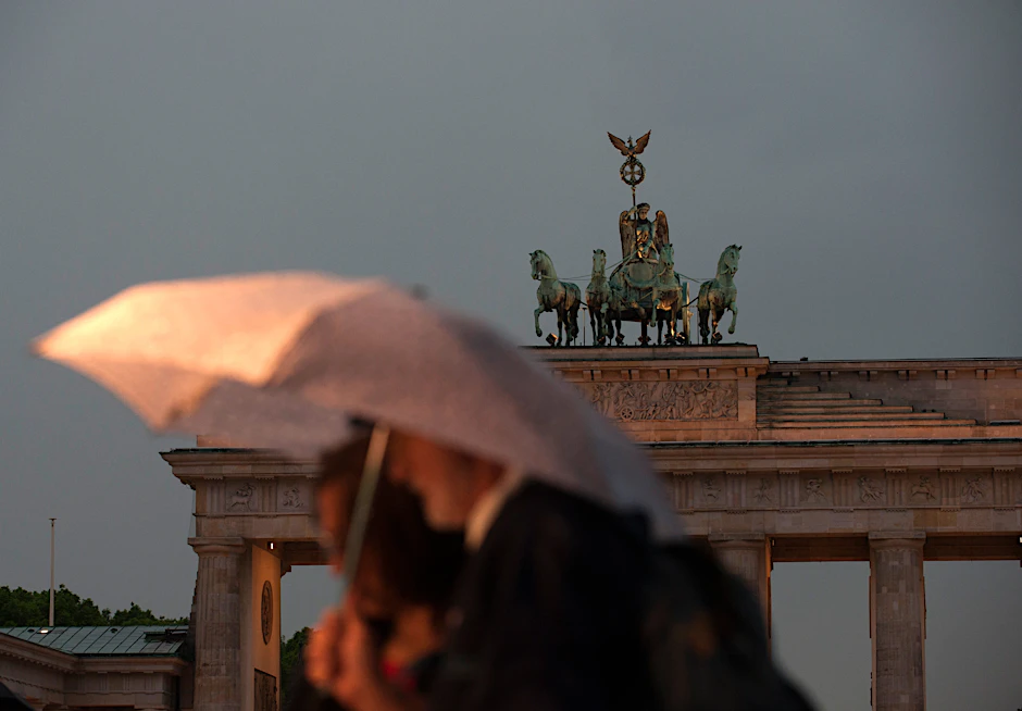 Regen am Brandenburger Tor