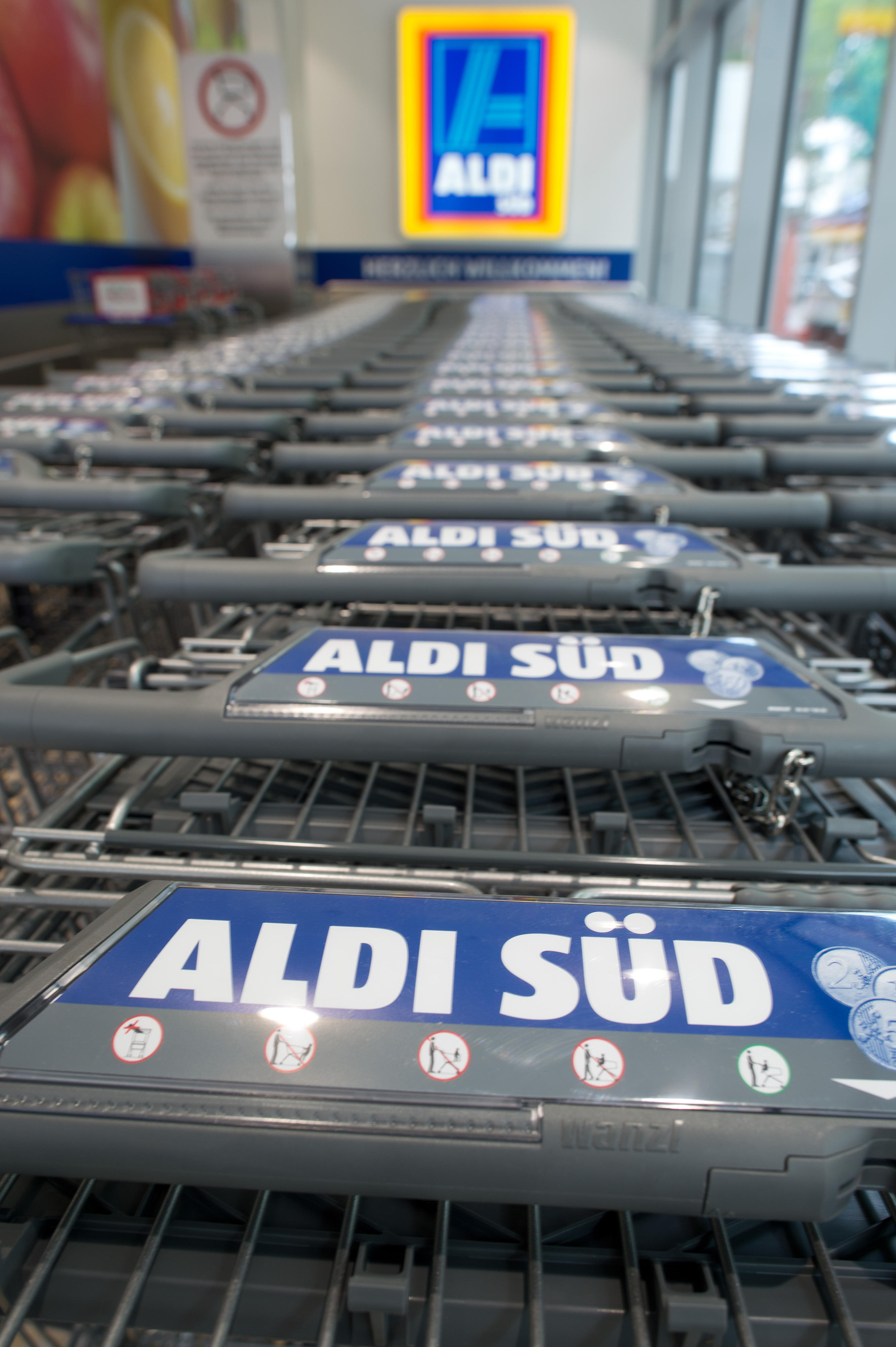 DoppelAbbuchungen AldiSüdKunden sollten Kontoauszug checken