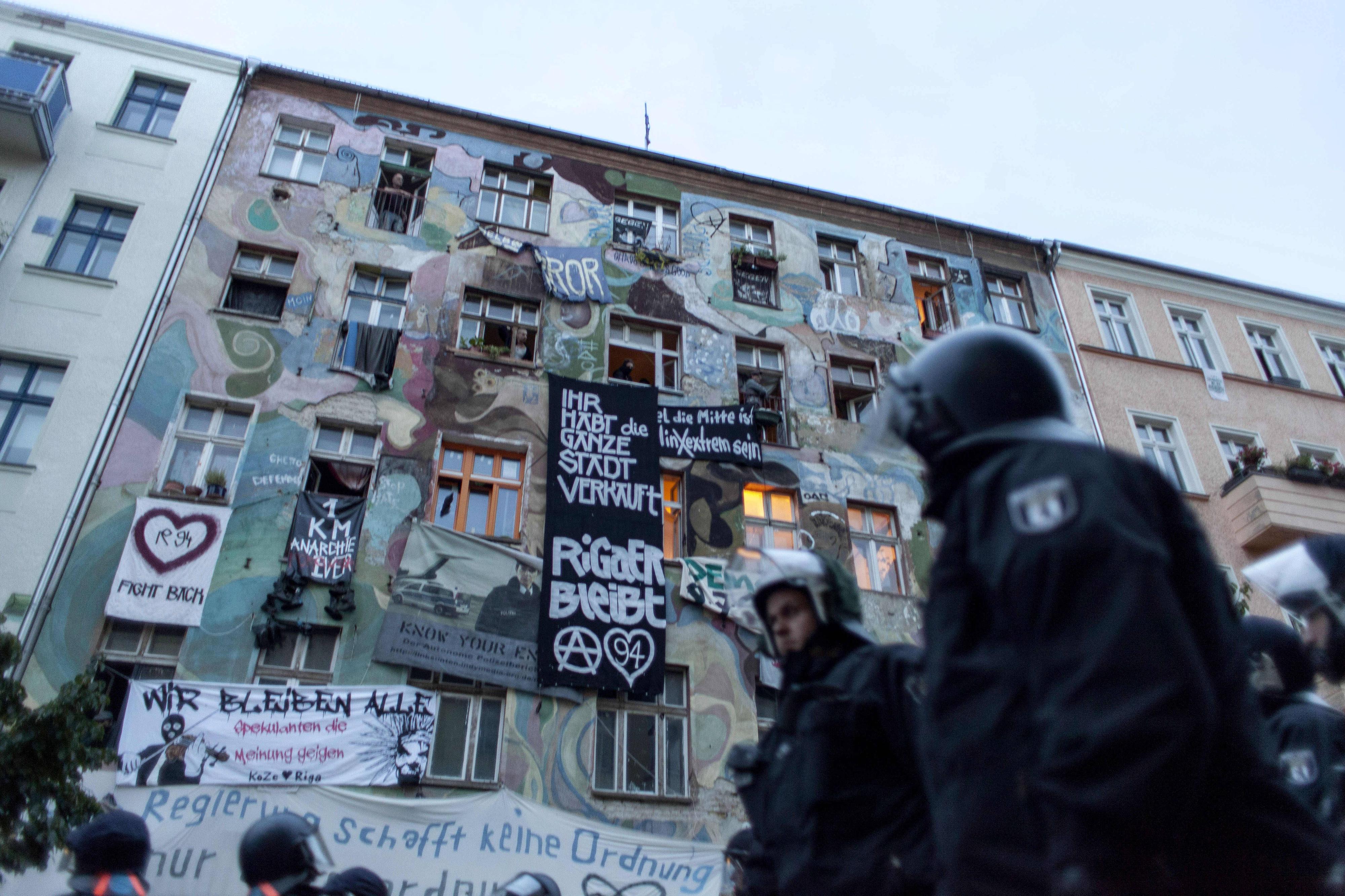 Entscheidung über Polizeieinsatz In Der Rigaer Straße In Berlin Wird ...