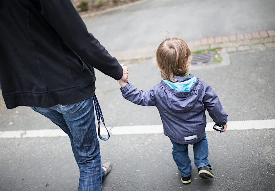 Besonders von Armut betroffen sind Kidner von Alleinerziehenden.