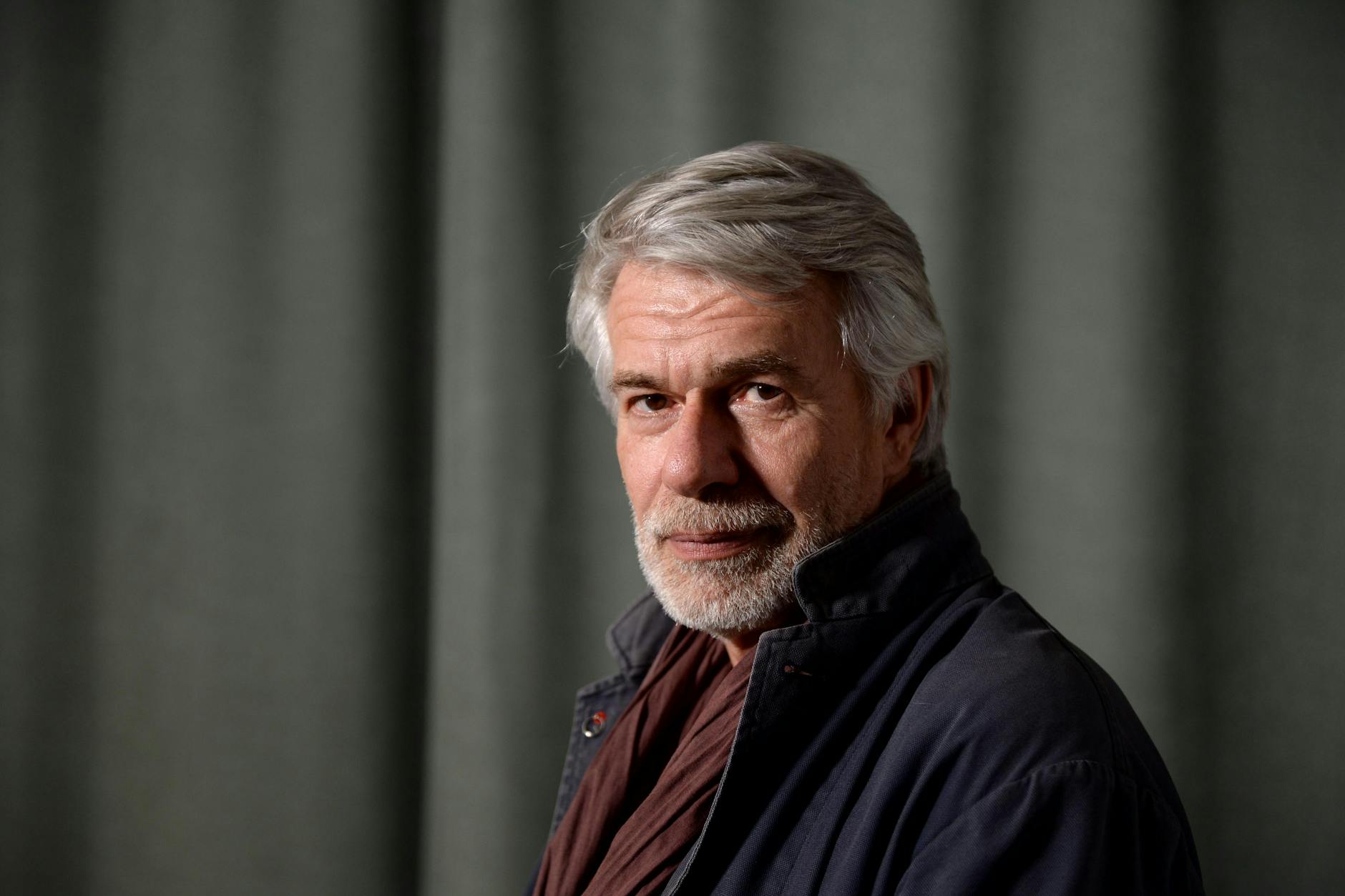 „Dass es nicht leicht würde, wusste ich von Anfang an“, sagt Chris Dercon, bevor er kurz Intendant der Volksbühne wurde.