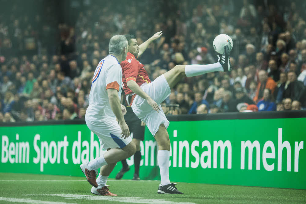 Freistoß-Verleger: Torsten Mattuschka.