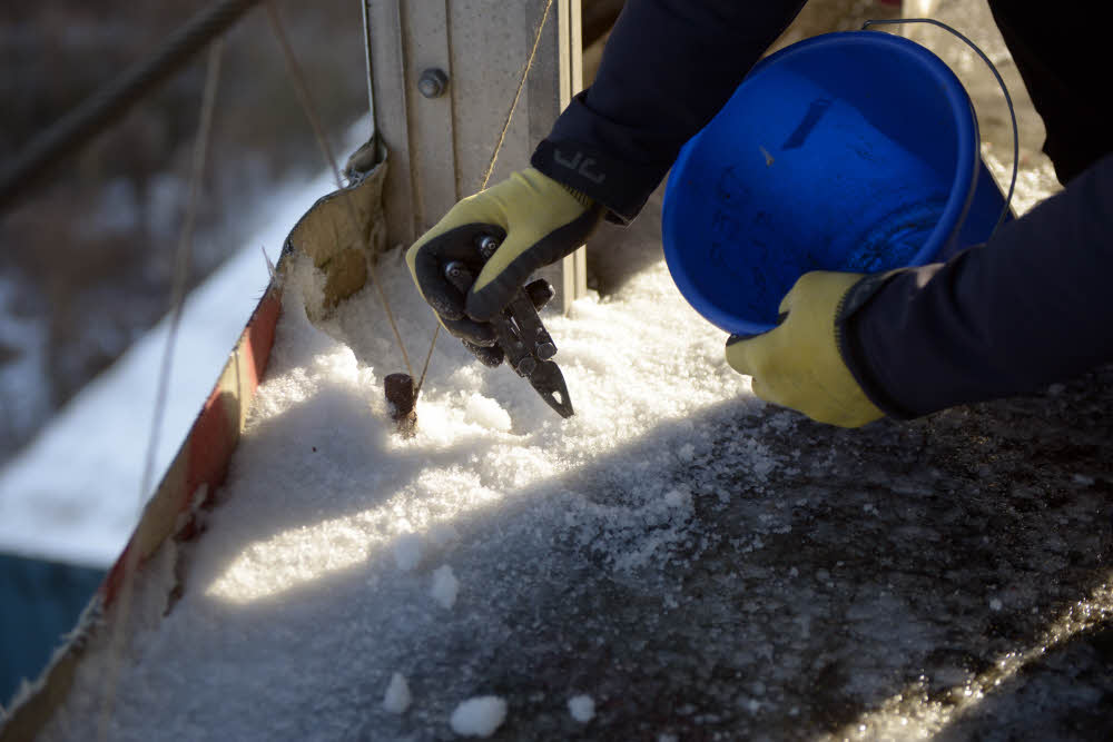 Kleiner Tipp: Schnee nicht essen! Besser auftauen und trinken.