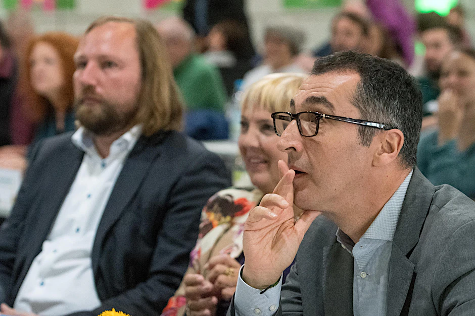 Cem Özdemir, Claudia Roth und Anton Hofreiter (v.r.n.l.)