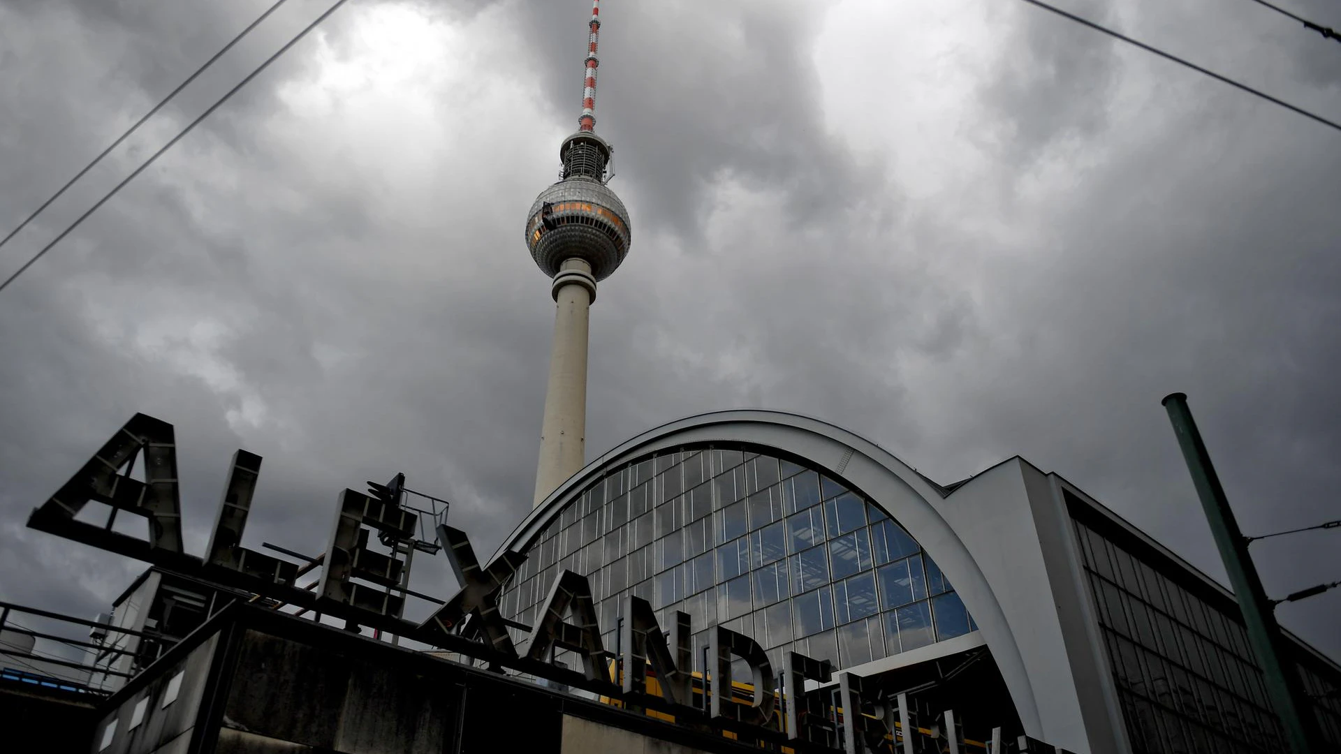 Der Bahnhof Alexanderplatz soll vier Jahre lang saniert werden.