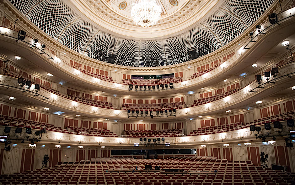 Blick in den Zuschauersaal der frisch renovierten Staatsoper Unter den Linden in Berlin.