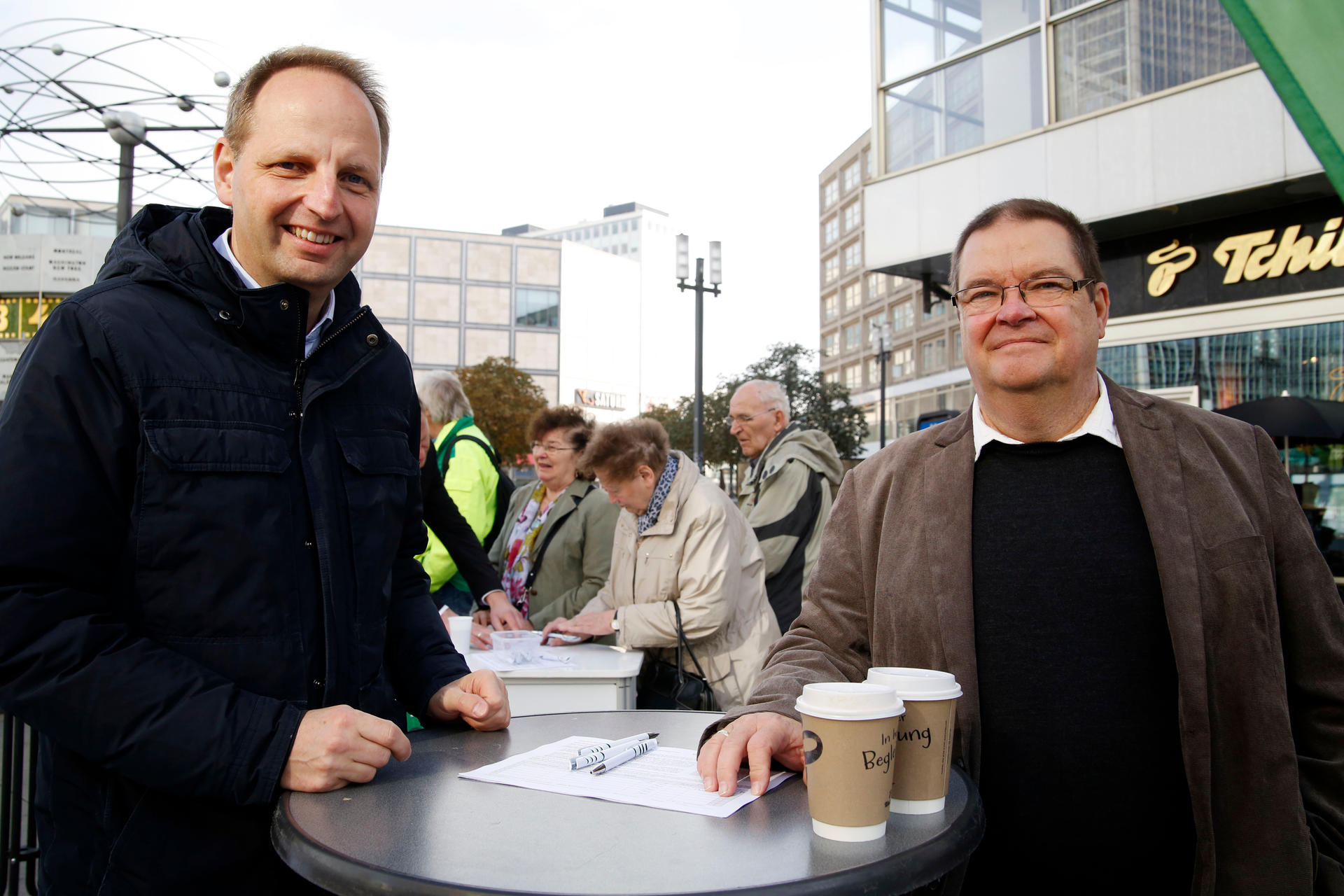 Ex-Justizsenator Thomas Heilmann und Bernd Mastaleck von der GdP