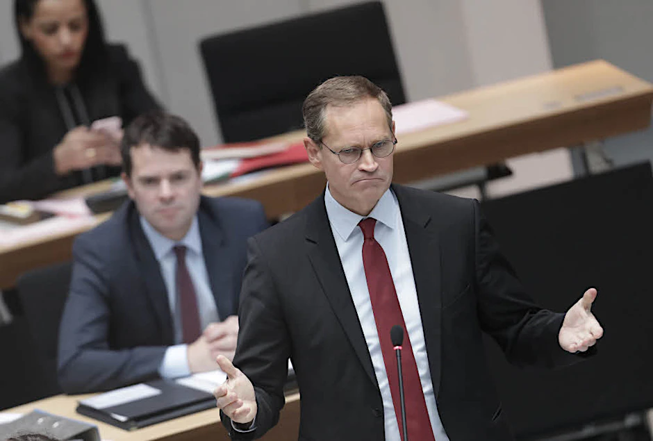 2018? 2019? Tja. Michael Müller wusste zur Flughafeneröffnung nicht viel zu berichten.