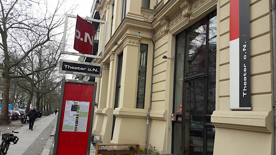 Seit 1996 spielt das Theater o.N. in Räumen der Kollwitzstraße 53.