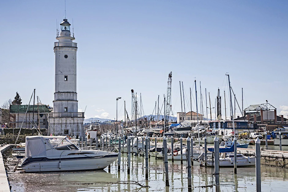 Der Hafen von Rimini. In der italienischen Stadt wurde ein Koffer mit einer Leiche aus dem Wasser gezogen. Es könnte die vermisste Frau eines Eberswalders sein.
