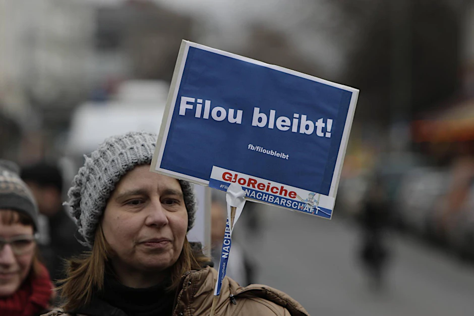 Der Protest zeigte Wirkung: Das Café Filou bleibt. 