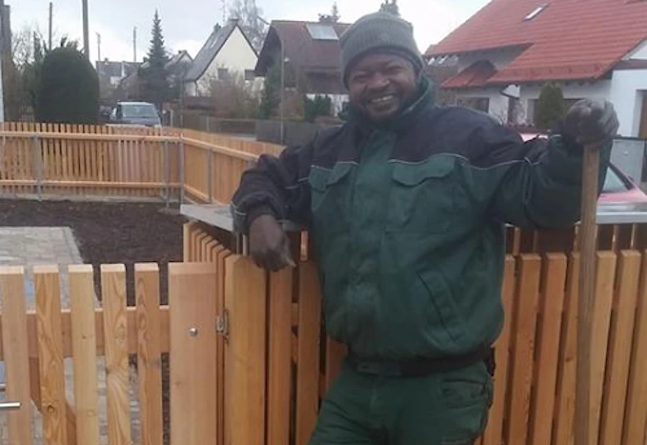 Christopher K. will seine Ausbildung zum Landschaftsgärtner anfangen.