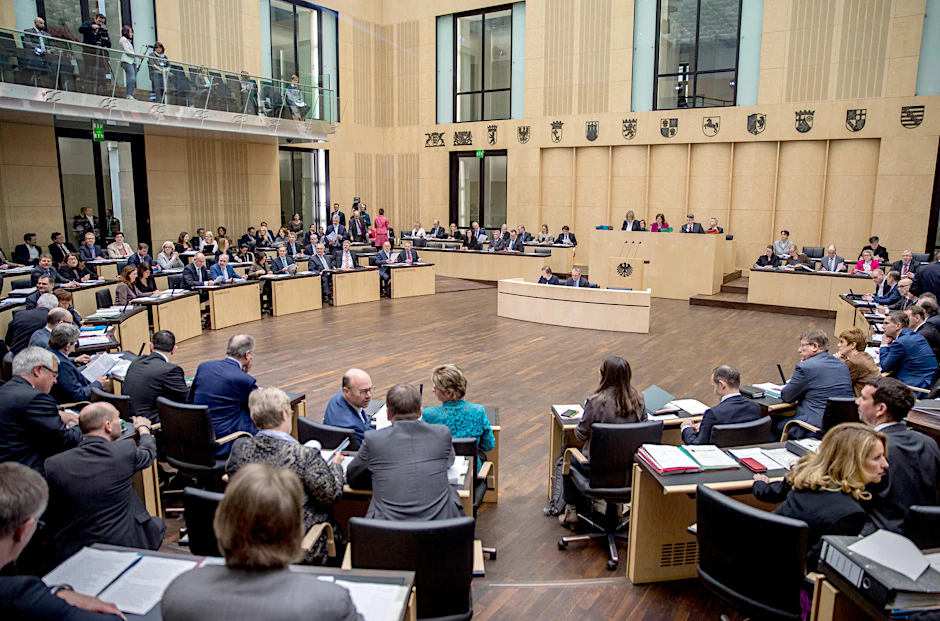 Der Plenarsaal im deutschen Bundesrat.